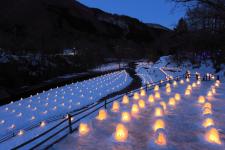 湯西川温泉かまくら祭