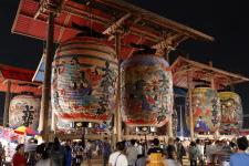 一色の大提灯（三河一色諏訪神社）