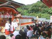 縁結び地主祭り（地主神社）