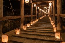 観音万燈会（長谷寺）