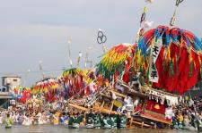 川渡り神幸祭（風治八幡宮）