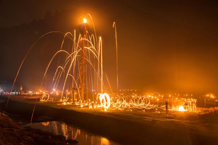 市木古式十五夜柱松「火祭」