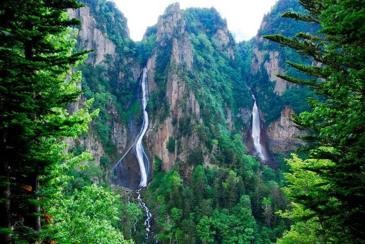 銀河・流星の滝（層雲峡）