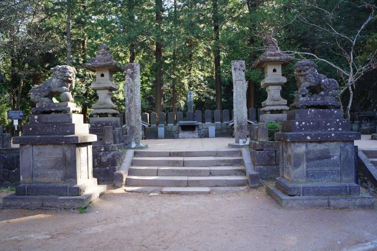 白虎隊十九士の墓