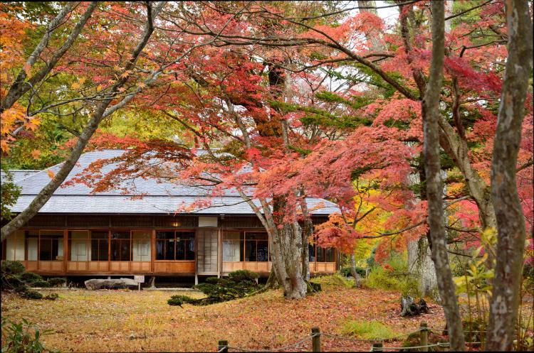 福島県迎賓館（旧高松宮翁島別邸）