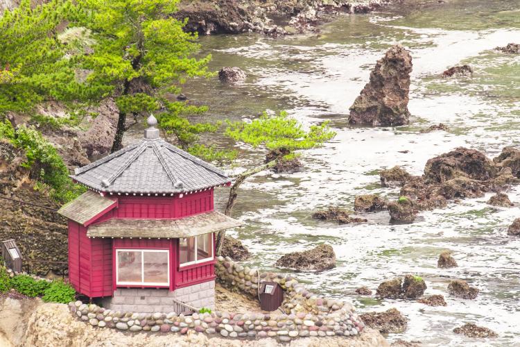 茨城大学五浦美術文化研究所(六角堂、旧天心邸)