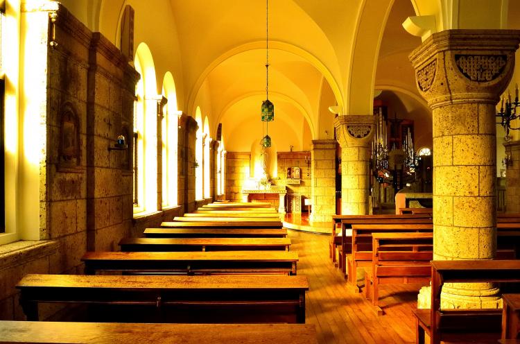 カトリック松が峰教会