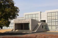 群馬県立近代美術館
