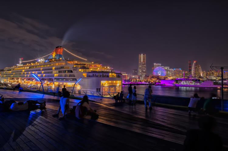 横浜港大さん橋国際客船ターミナル