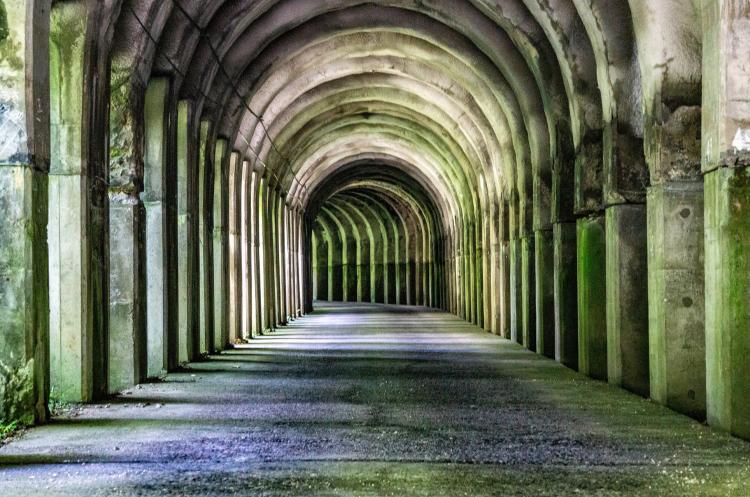 東赤谷連続洞門