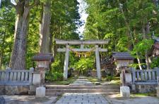 雄山神社（芦峅中宮祈願殿）