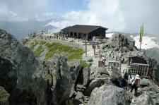 雄山神社峰本社