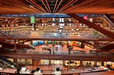 石川県立図書館