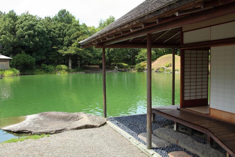 養浩館庭園