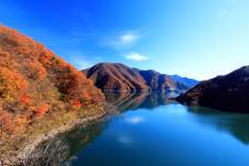 九頭竜湖