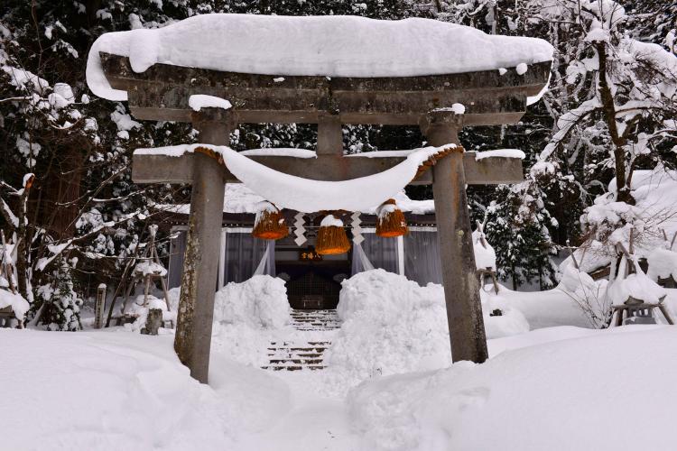 白川八幡宮(白川郷)