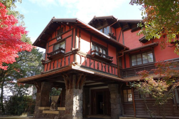 揚輝荘(覚王山)