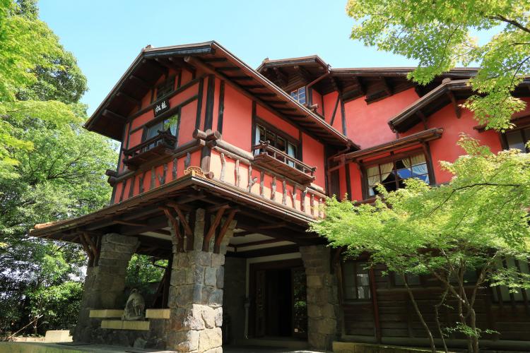 揚輝荘(覚王山)