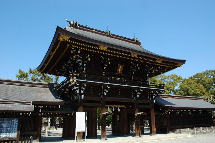 砥鹿神社