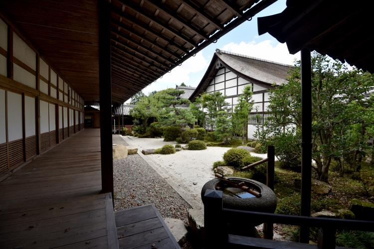 西教寺