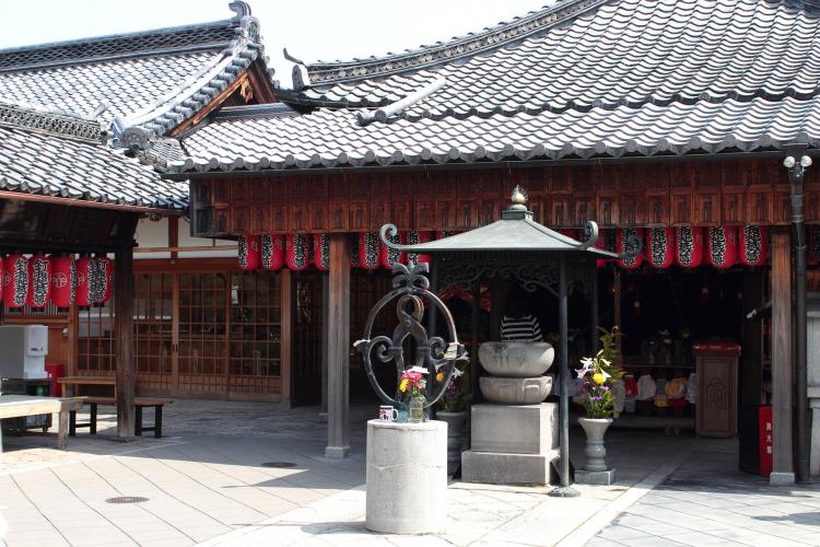 石像寺(釘抜地蔵)