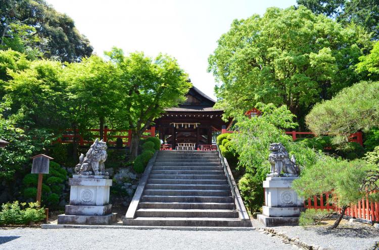 建勲神社