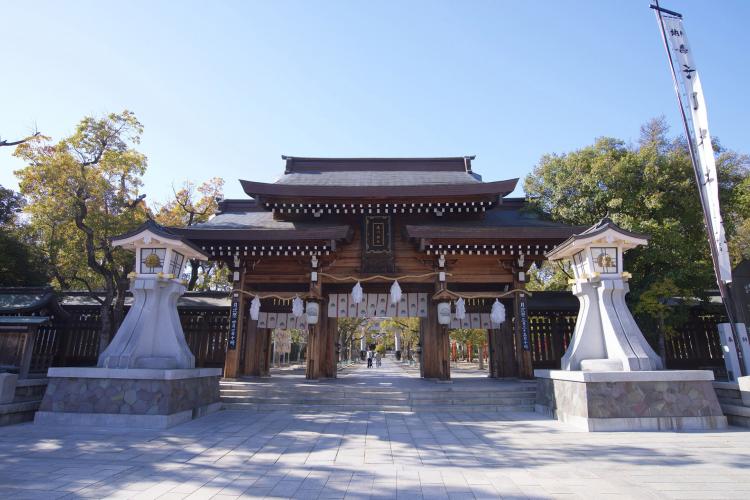 湊川神社