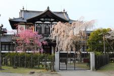 仏教美術資料研究センター（旧奈良県物産陳列所） 