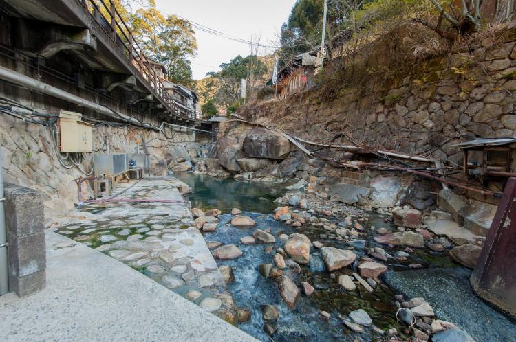 湯の峰温泉つぼ湯