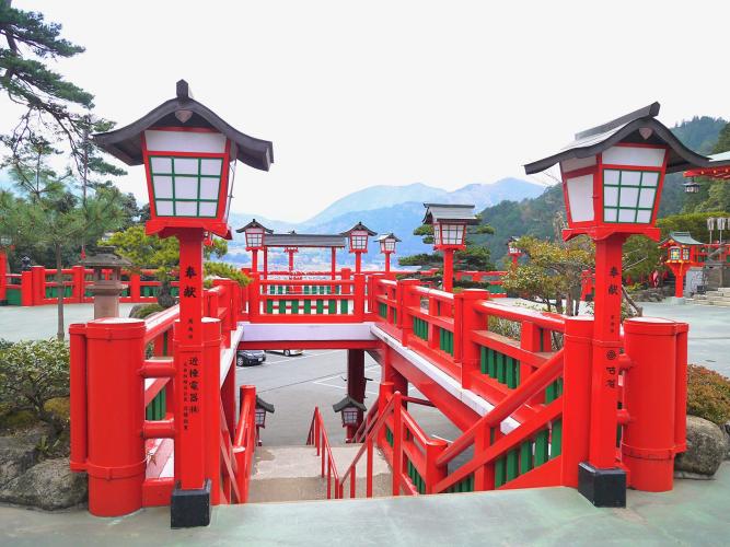 太皷谷稲成神社