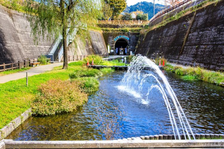 高森湧水トンネル公園
