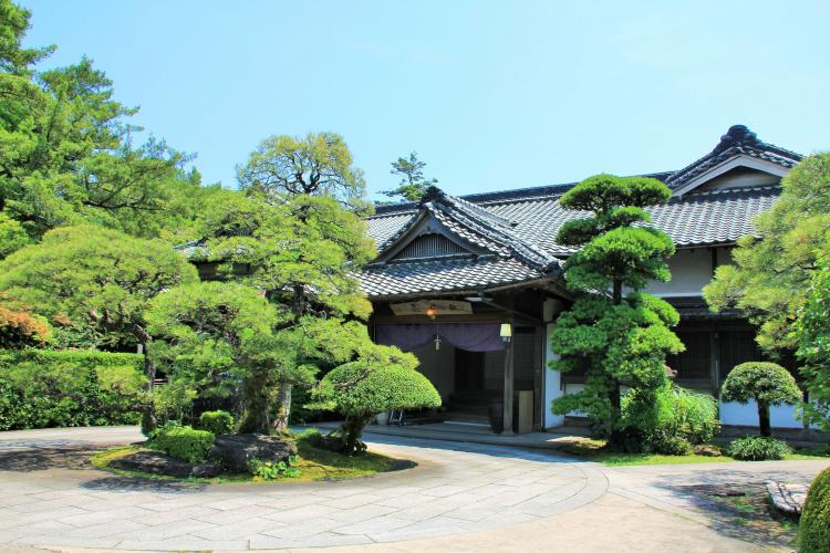 旧成清家日出別邸(的山荘)